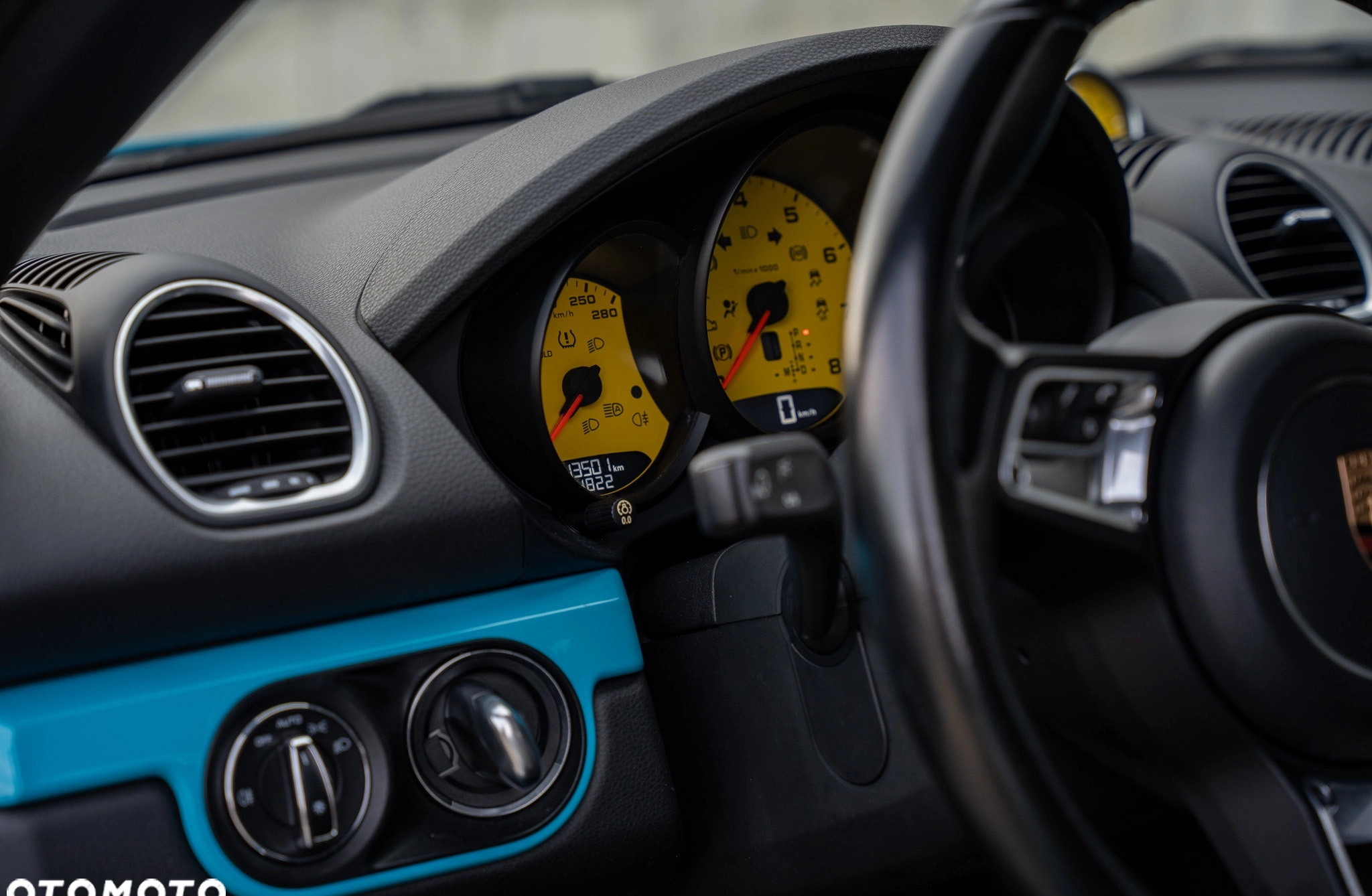 Porsche 718 Boxster cena 269999 przebieg: 113500, rok produkcji 2019 z Ropczyce małe 781